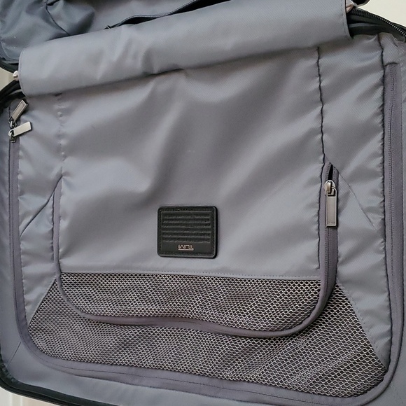 Tumi Latitude International Carry-On Spinner Luggage in Silver - Picture 11 of 11